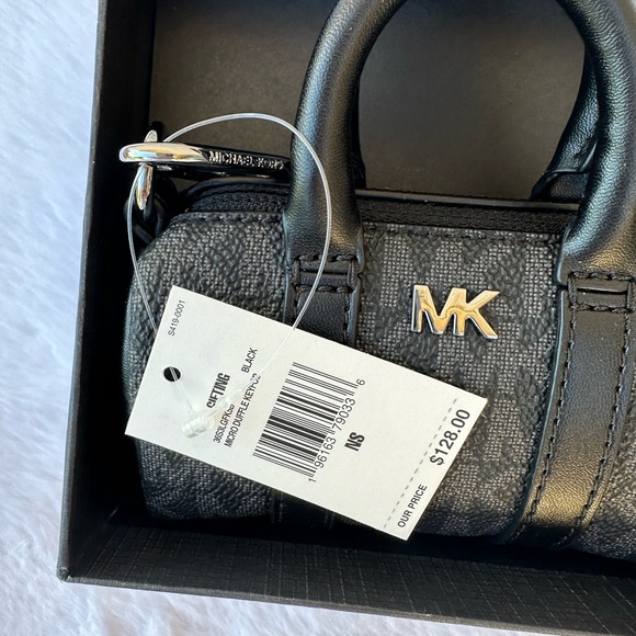 Michael Kors Micro Duffle Keychain - Picture 5 of 7
